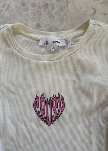 Beyaz Baskılı Kısa Crop Top - Görsel 6