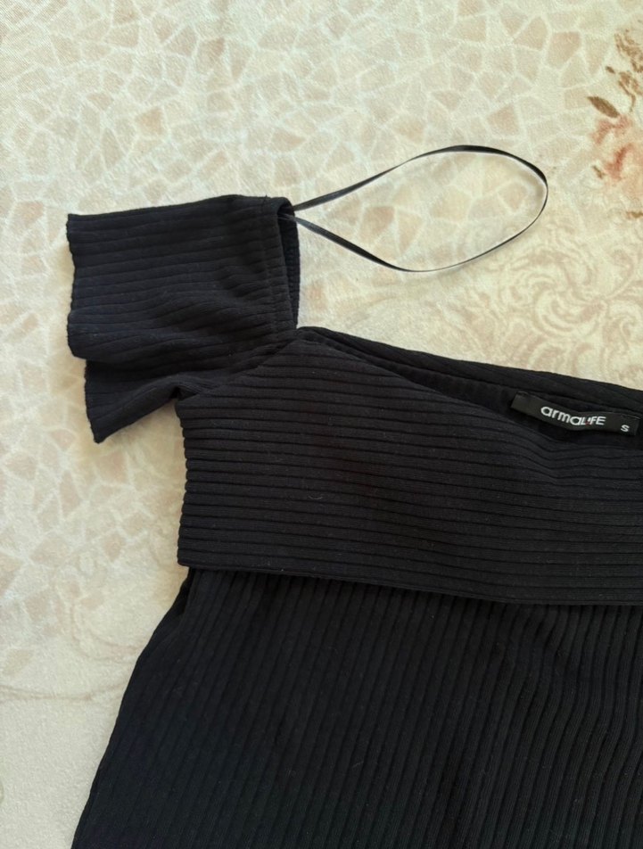 Siyah İnce Askılı Triko Mini Bluz - Görsel 3