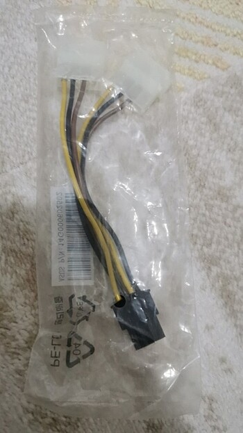 6 Pin PCI-E to 2x4 Pin Molex Ekran Kartı Power Güç Kablosu 