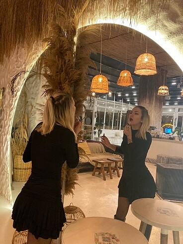 Diğer firfirli siyah elbise