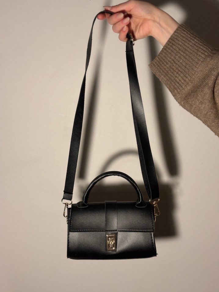 Klasik Siyah Deri Kadın Çanta - Görsel 2