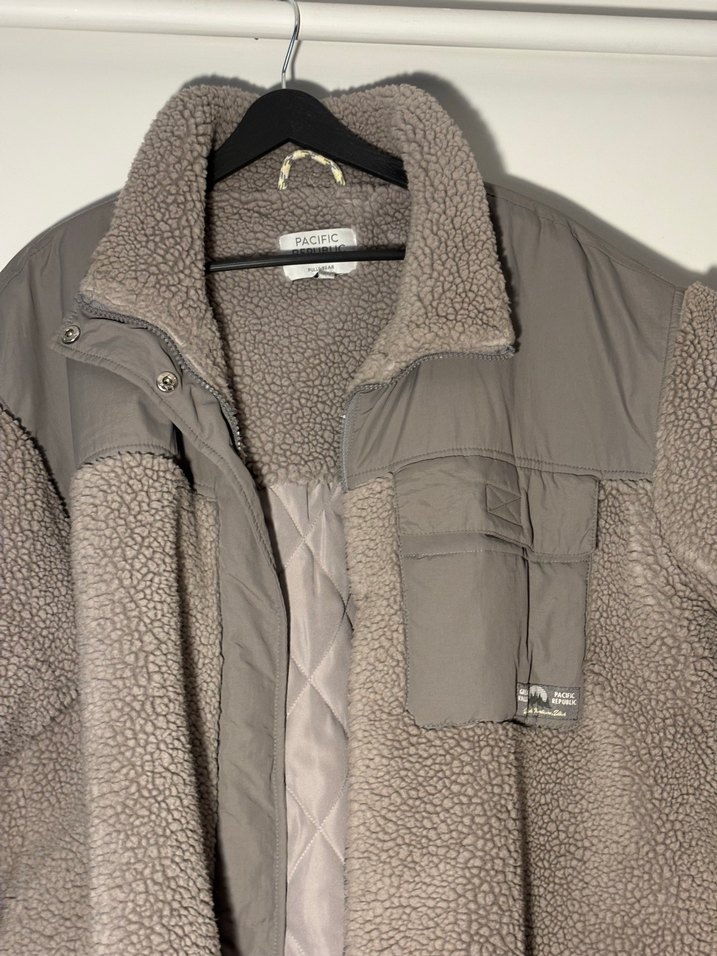 Gri Sıcak Tüylü Kadın Ceket - Görsel 2