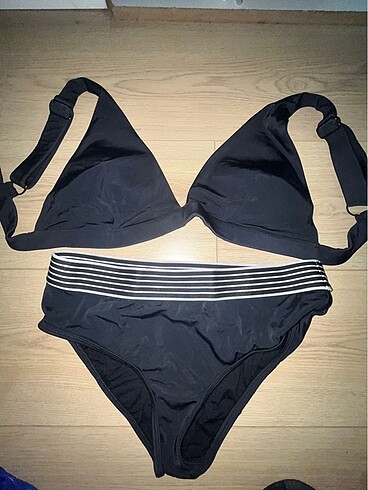 Penti Siyah bikini takımı yüksek bel