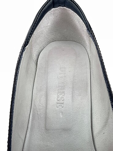 37 Beden siyah Renk Divarese Loafer %70 İndirimli.