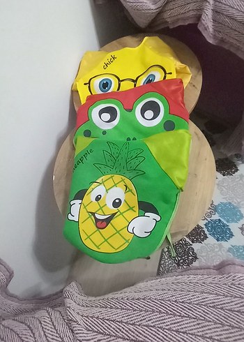 Renkli Baskılı Bebek Önlüğü - Görsel 2