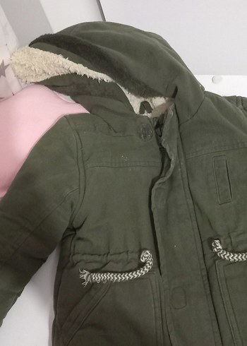 Erkek Çocuk Gri Kürklü Kapüşonlu Mont - Görsel 6