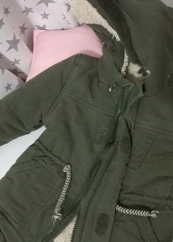 Erkek Çocuk Gri Kürklü Kapüşonlu Mont - Görsel 2