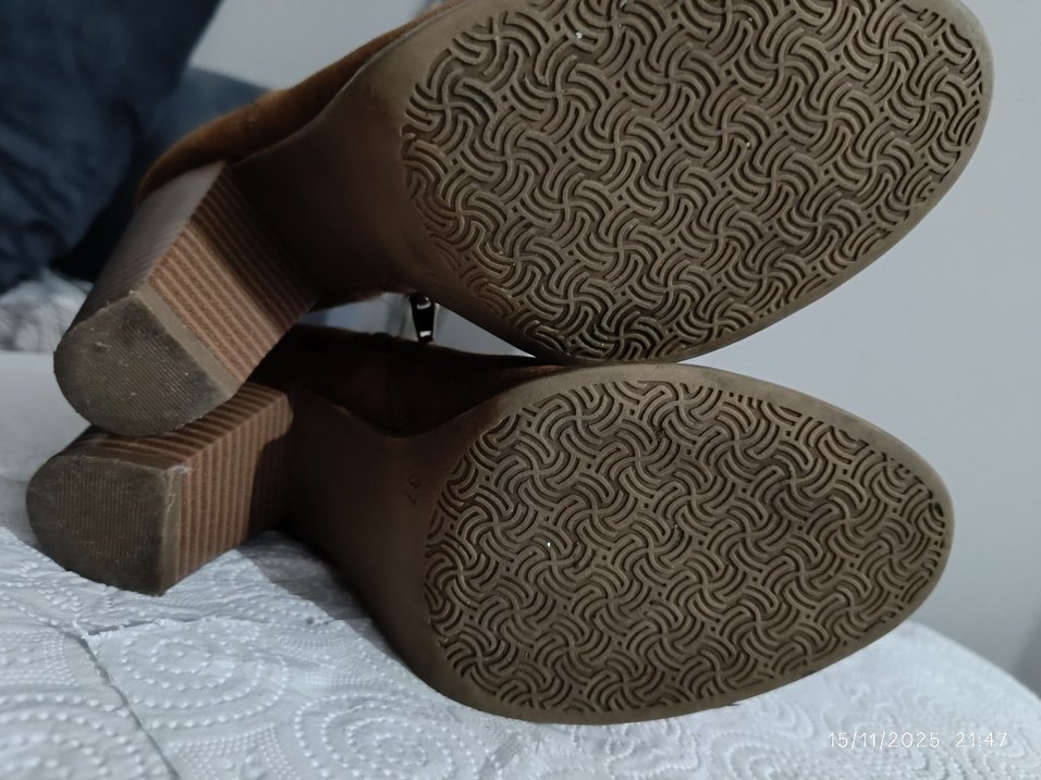 Kahverengi Süet Kadın Dolgu Topuklu Bot - Görsel 5