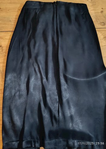 Kadın Lacivert Uzun Dökümlü Etek - Görsel 3