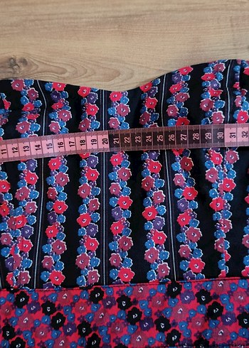 Çiçek İşlemeli Straplez Midi Elbise - Görsel 7