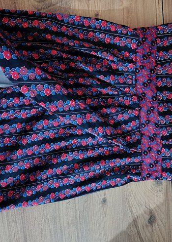 Çiçek İşlemeli Straplez Midi Elbise - Görsel 6