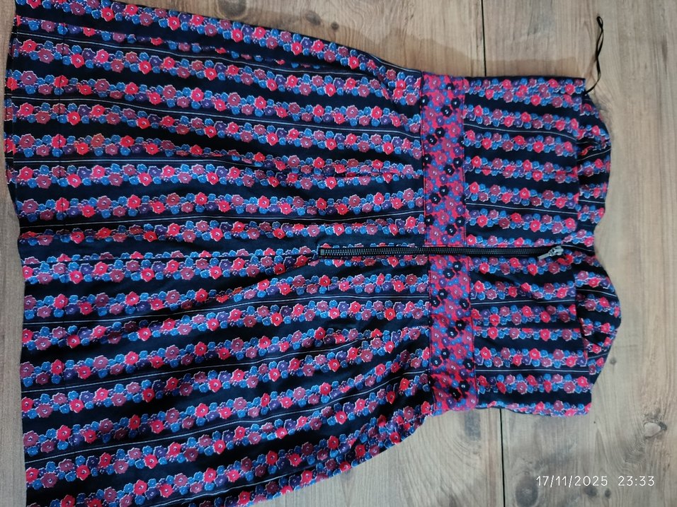 Çiçek İşlemeli Straplez Midi Elbise - Görsel 5