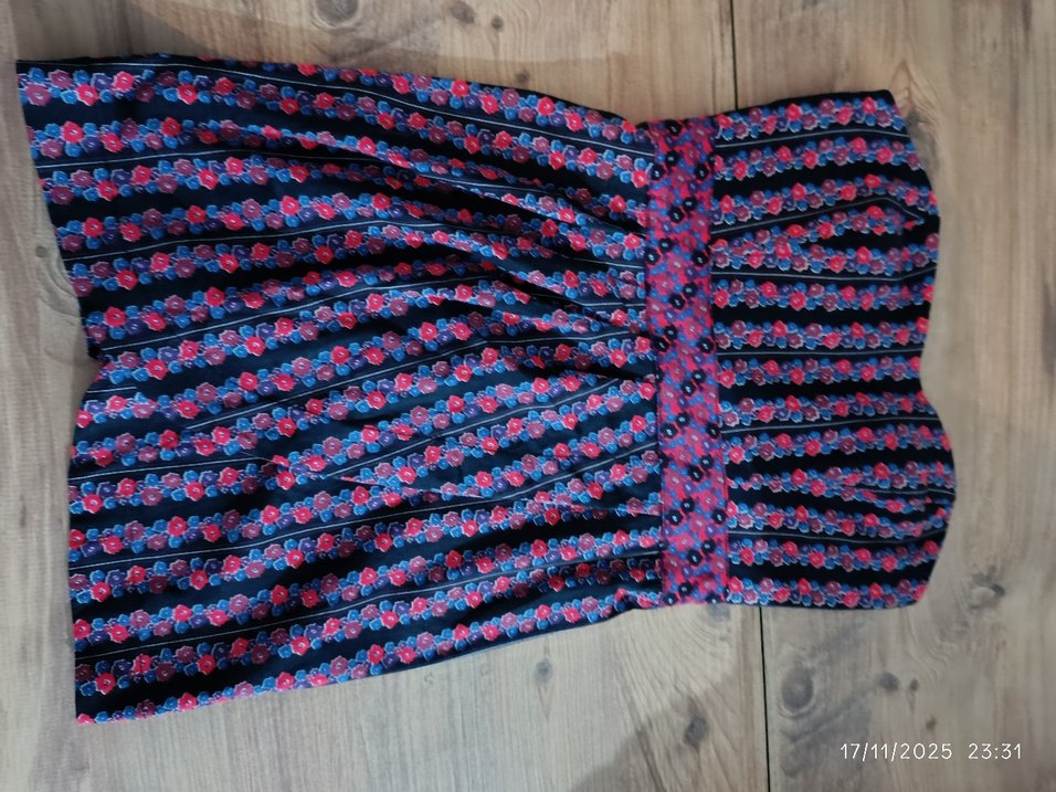 Çiçek İşlemeli Straplez Midi Elbise - Görsel 3