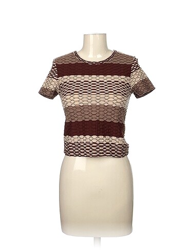 Zara T-shirt %70 İndirimli.
