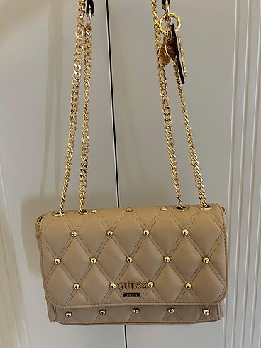 Guess Model Çanta