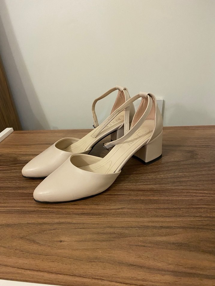 Bej Minimalist Kadın Topuklu Ayakkabı - Görsel 2