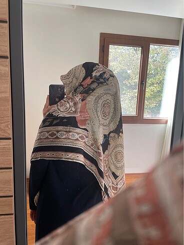 Beden çeşitli Renk İpek eşarp 120x120