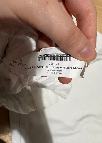 Düğmeli Beyaz Mom Jean Kadın Pantolon - Görsel 4