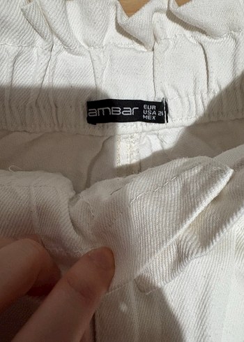 Düğmeli Beyaz Mom Jean Kadın Pantolon - Görsel 3