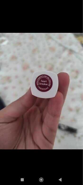  Beden bordo Renk Avon ruj