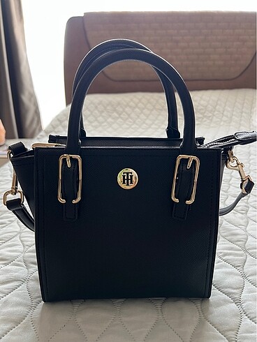 Beden Tommy hilfiger çanta