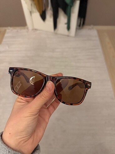 Rayban gözlük orijinal değildi