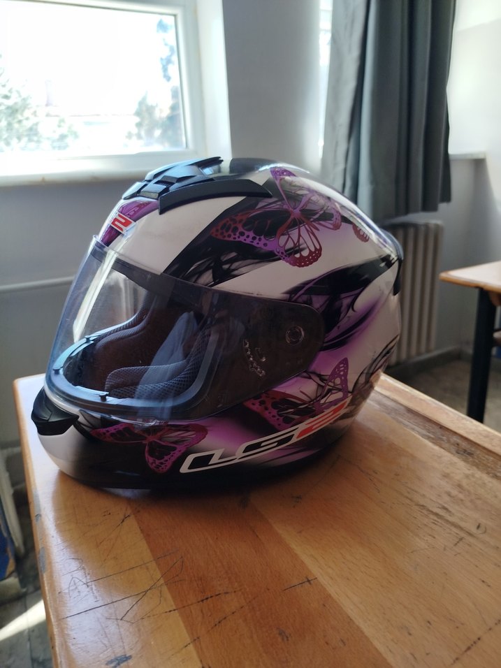 Mor Baskılı Cam Biker Kask - Görsel 5