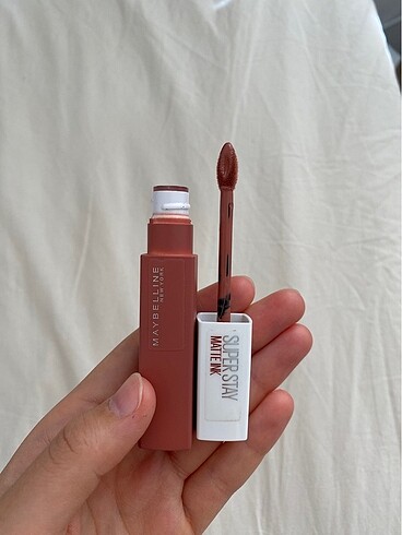 Maybelline 65 Super Stay ruj