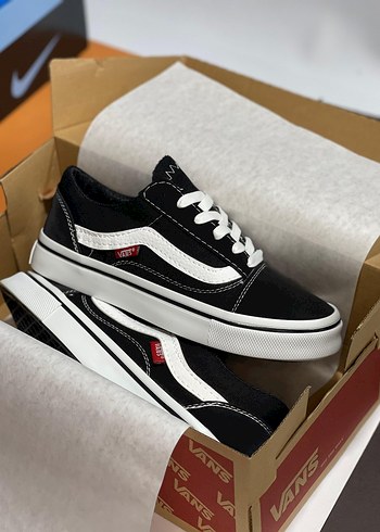 Vans Siyah Beyaz Kadın Sneakers