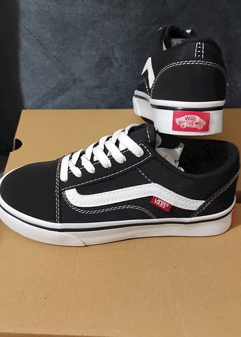 39 Beden beyaz Renk Vans Kadın Siyah Beyaz Günlük Spor Ayakkabı