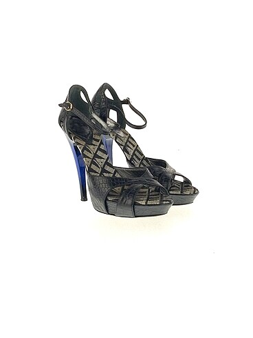 Just Cavalli Just Cavalli Dolgu Topuk %70 İndirimli.