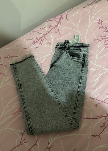 Gri Regular Fit Kadın Kot Pantolon