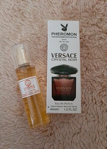 Versace Crystal Noir Parfüm 45 ml