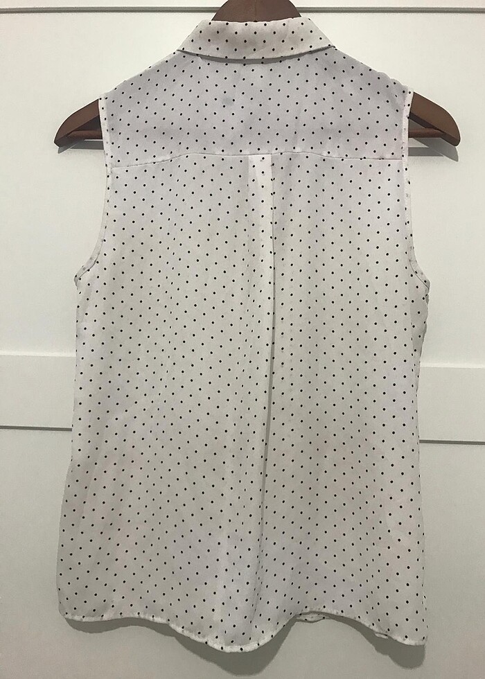 Beyaz puantiyeli bluz - Görsel 3