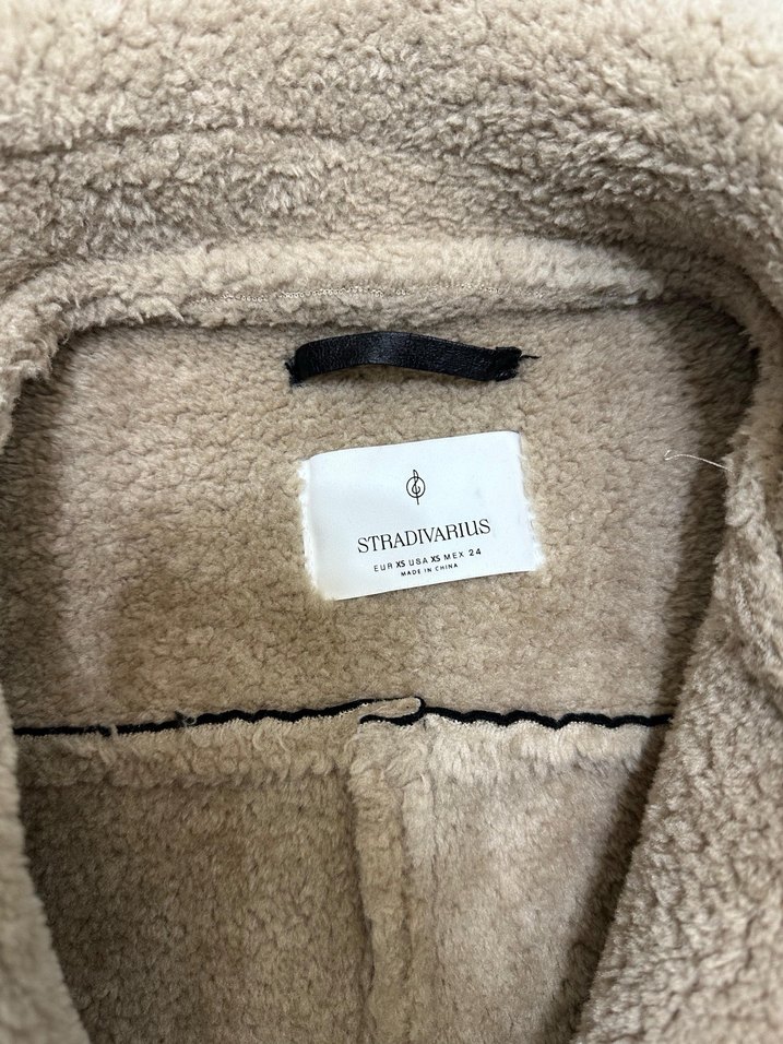 Stradivarius kadın siyah mont - Görsel 3