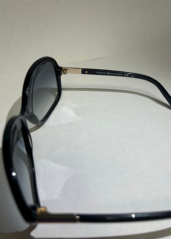 Tommy hilfiger güneş gözlüğü - Görsel 5
