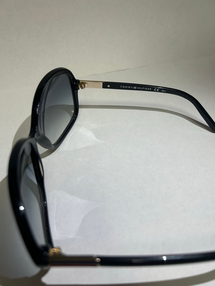 Tommy hilfiger güneş gözlüğü - Görsel 5