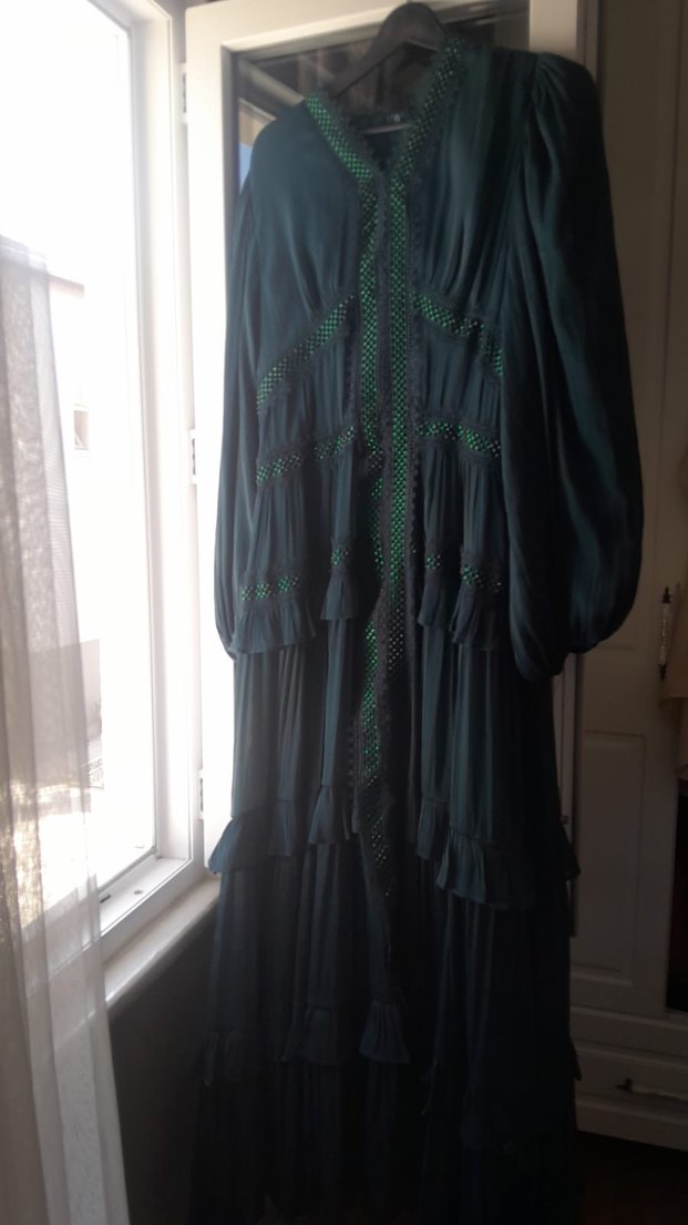 Uzun Kollu Yeşil Bohem Nakışlı Abiye Elbise - Görsel 3