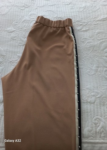 Bej Kemerli Kadın Kumaş Pantolon - Görsel 2