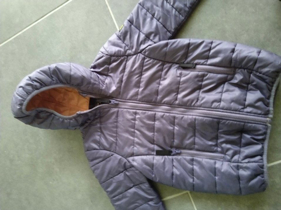 Kapüşonlu Kız Çocuk Mont - Görsel 4