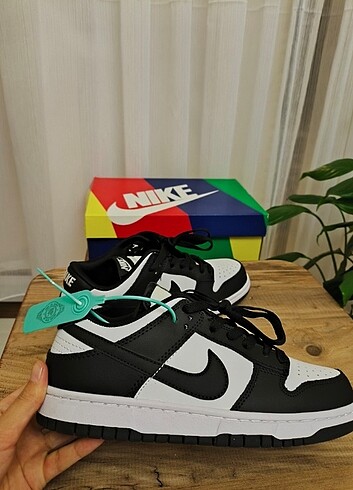 NİKE DUNK PANDA