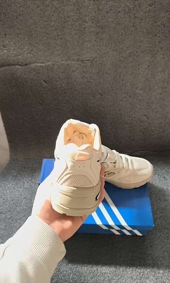 39 Beden ten rengi Renk NEW BALANCE 530