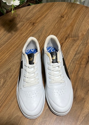 Beyaz Siyah Bağcıklı Spor Ayakkabı - Görsel 3