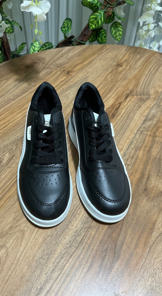 Siyah Beyaz Bağcıklı Spor Ayakkabı - Görsel 3