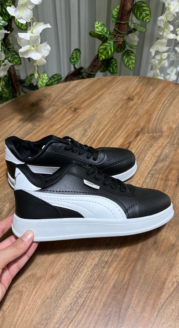 Siyah Beyaz Bağcıklı Spor Ayakkabı - Görsel 2