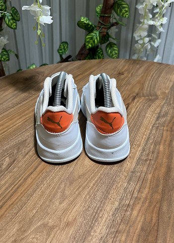 Puma beyaz bej turuncu renk kombinasyonlu ayakkabı - Görsel 3