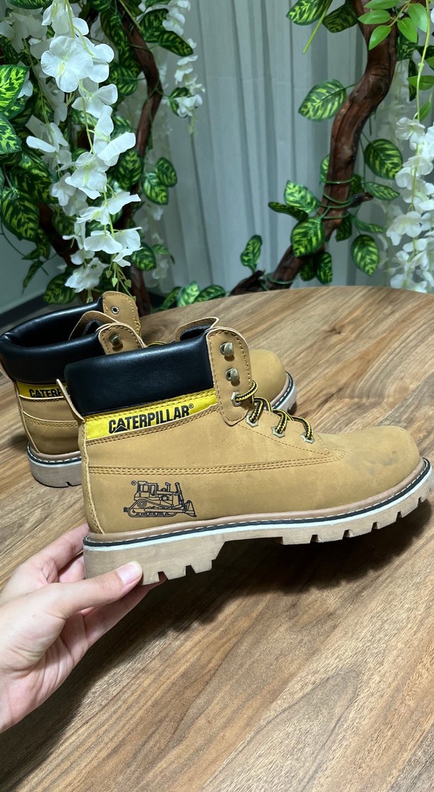 Caterpıllar markalı Sarı Renkli Platform Bot - Görsel 2