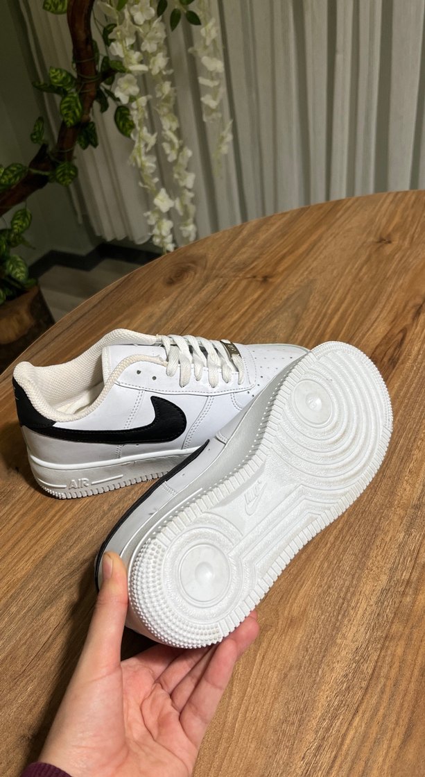 Beyaz Siyah Detaylı  Spor Ayakkabı - Görsel 5