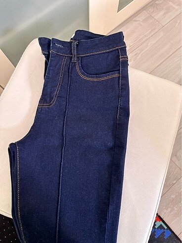 36 Beden TWİST MARKA- skinny jean- paçaları lastik detaylıdır