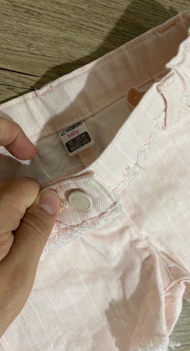 Kız Çocuk Pudra Dantel Detaylı Şort - Görsel 3